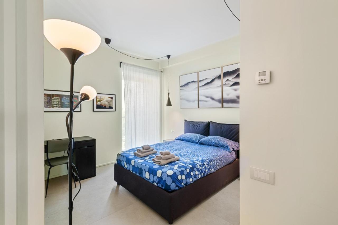 Parma Railway Station Apartment Exterior foto